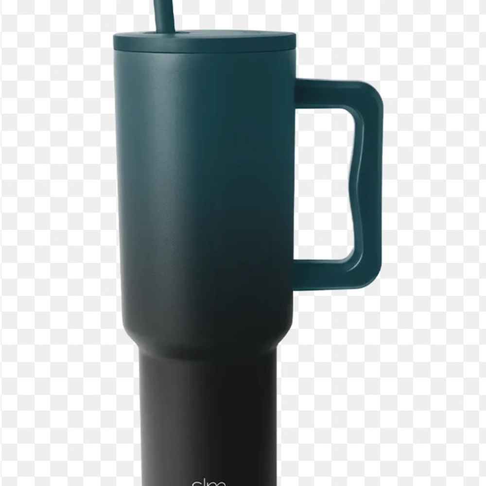 New Simple Modern 40oz Trek Tumbler